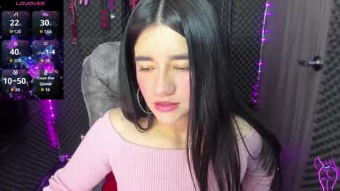 Snapshot of daddyspetite_ chatting on 09.14.25 Lili online show from 09.14.25