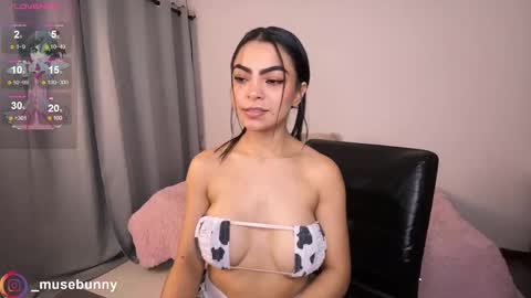 Snapshot of daddysweeeetbody chatting on 09.19.25 Sophie online show from 09.19.25