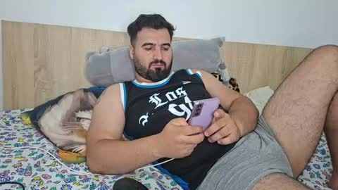 Snapshot of daddyy000018 chatting on 07.27.26 daddyy000018 online show from 07.27.26