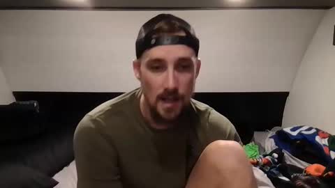 DadGoesWild online show from 12.26.24