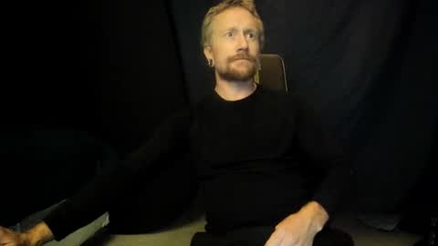 Snapshot of daemon456321 chatting on 12.12.24 daemon online show from 12.12.24