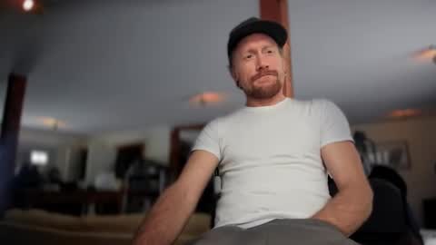 Snapshot of daemon456321 chatting on 01.31.25 daemon online show from 01.31.25