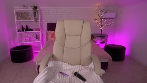 daenerys_daen online show from 05.29.26
