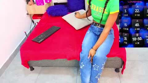 daffnelewis online show from 03.14.26