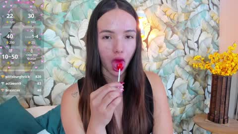 Snapshot of dafnevega chatting on 02.01.25 Dafne  online show from 02.01.25