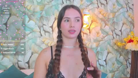 Snapshot of dafnevega chatting on 03.06.25 Dafne  online show from 03.06.25