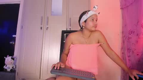 dafnezahira20 online show from 05.23.26