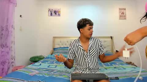 Snapshot of dafnezahiraa_ chatting on 02.12.25 dafnezahiraa  online show from 02.12.25