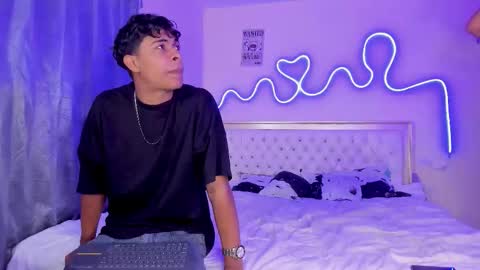 Snapshot of dafnezahiraa_ chatting on 10.05.25 dafnezahiraa  online show from 10.05.25