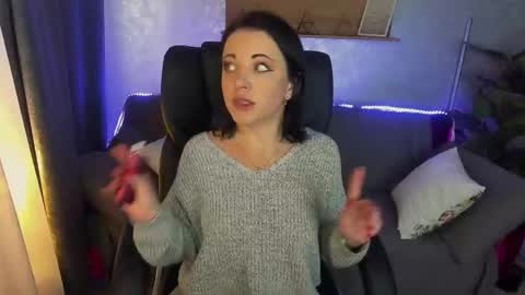 Dafni Mon online show from 03.05.25