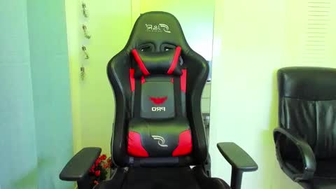 Snapshot of dage_19 chatting on 10.03.25 my name is Jhon and I live in colombia online show from 10.03.25