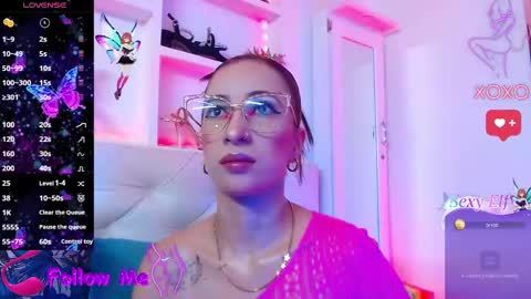 Snapshot of dagny_ chatting on 01.12.25 Dagny online show from 01.12.25