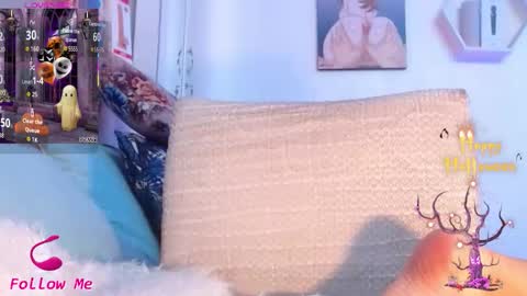 Snapshot of dagny_ chatting on 10.18.25 Dagny online show from 10.18.25