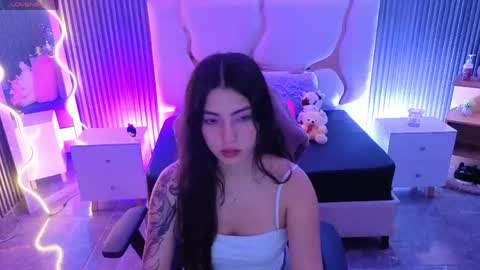 Snapshot of dahia_tay chatting on 04.25.26 dahia online show from 04.25.26