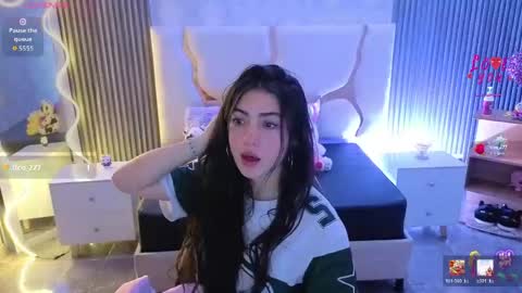 Snapshot of dahia_tay chatting on 05.17.26 dahia online show from 05.17.26