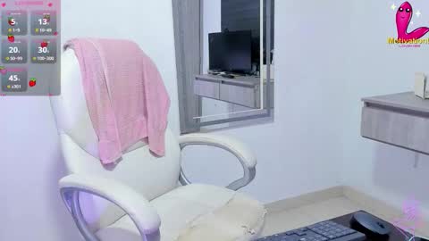 Snapshot of dahian_carter chatting on 09.25.25 Dahian  online show from 09.25.25