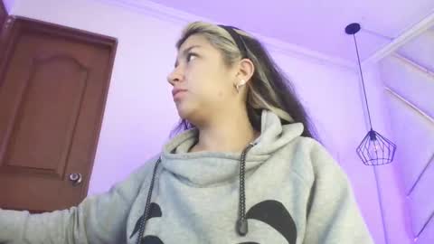 Dahiana  online show from 01.31.26