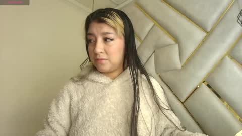 Dahiana  online show from 04.07.26