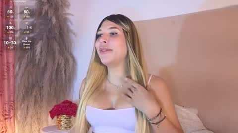 Dahiana online show from 11.07.25