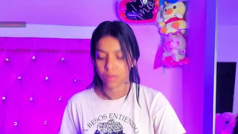 Snapshot of dahiangomezz chatting on 02.09.25    online show from 02.09.25