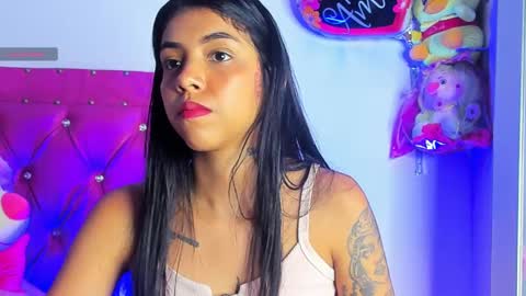 Snapshot of dahiangomezz chatting on 02.23.25    online show from 02.23.25