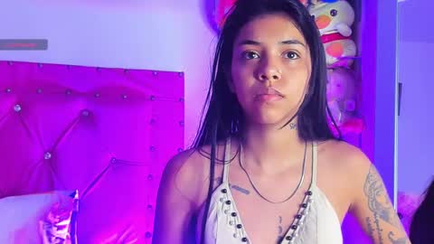 Snapshot of dahiangomezz chatting on 02.26.25    online show from 02.26.25