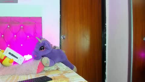 Snapshot of dahiangomezz chatting on 09.10.25    online show from 09.10.25