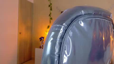 Dahlia online show from 02.18.26