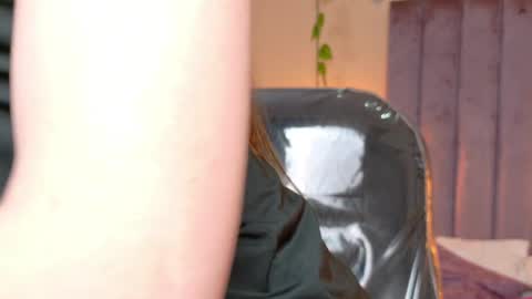 Dahlia online show from 05.24.26