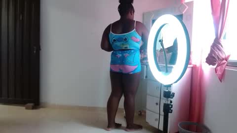 Snapshot of daiishawolf chatting on 04.16.26 Daiisha.. online show from 04.16.26