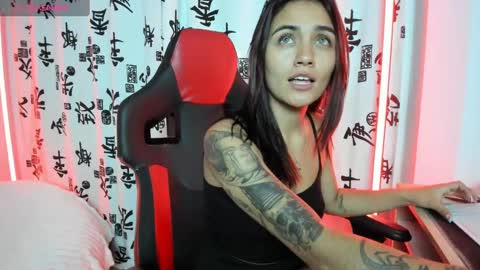 daila_ online show from 02.21.25