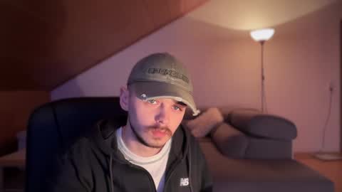 Snapshot of daimon_hall chatting on 02.02.25 Daimon online show from 02.02.25