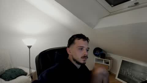 Snapshot of daimon_hall chatting on 09.14.25 Daimon online show from 09.14.25