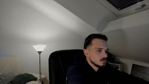 Snapshot of daimon_hall chatting on 09.17.25 Daimon online show from 09.17.25