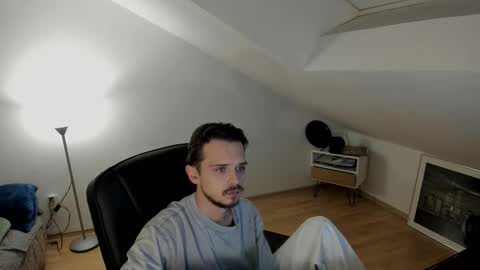 Snapshot of daimon_hall chatting on 10.21.25 Daimon online show from 10.21.25