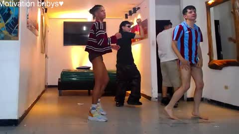 daiquirie online show from 04.19.26