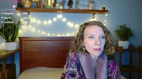 Snapshot of daisy_lovely chatting on 10.24.25 daisy_lovely online show from 10.24.25