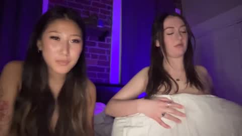 Snapshot of daisykimvip chatting on 02.10.25 Daisy Kim online show from 02.10.25