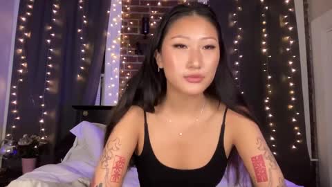 Snapshot of daisykimvip chatting on 02.22.25 Daisy Kim online show from 02.22.25