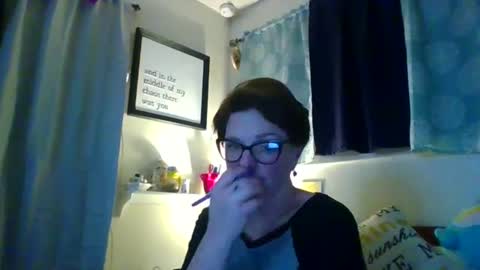 Snapshot of daisylays chatting on 01.13.25 daisy online show from 01.13.25