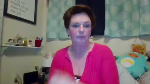 Snapshot of daisylays chatting on 01.15.25 daisy online show from 01.15.25