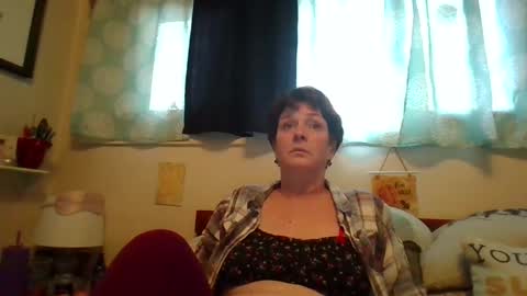 Snapshot of daisylays chatting on 01.18.25 daisy online show from 01.18.25