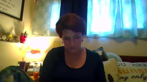 Snapshot of daisylays chatting on 01.19.25 daisy online show from 01.19.25