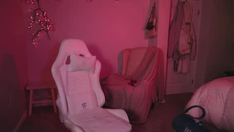 Snapshot of daisyy888 chatting on 05.23.26 daisy online show from 05.23.26