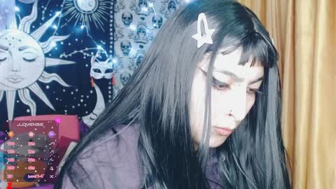 Snapshot of dak_7 chatting on 01.18.25 -- -- help me reach 100 hands up online show from 01.18.25