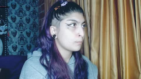 Snapshot of dak_7 chatting on 01.30.25 -- -- help me reach 100 hands up online show from 01.30.25