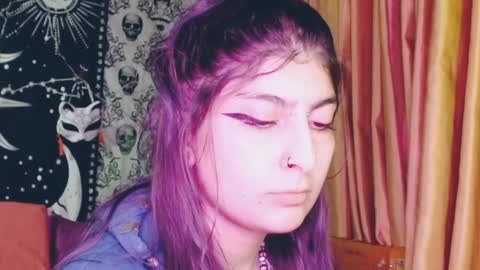 Snapshot of dak_7 chatting on 02.04.25 -- -- help me reach 100 hands up online show from 02.04.25