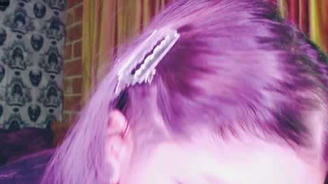 Snapshot of dak_7 chatting on 02.08.25 -- -- help me reach 100 hands up online show from 02.08.25