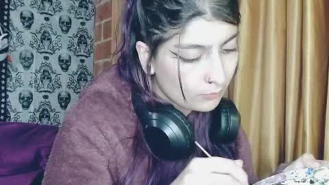 Snapshot of dak_7 chatting on 02.14.25 -- -- help me reach 100 hands up online show from 02.14.25