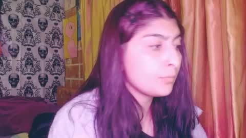 Snapshot of dak_7 chatting on 09.26.25 -- -- help me reach 100 hands up online show from 09.26.25